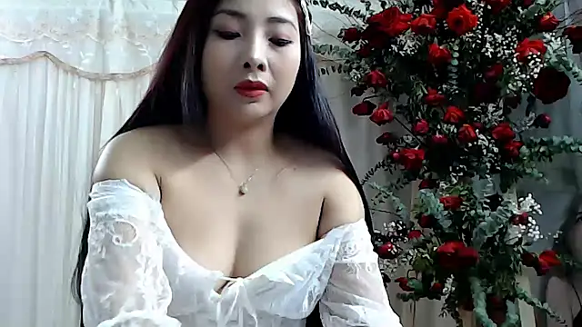 MiMi 0293 online show from 12/22/24, 09:22