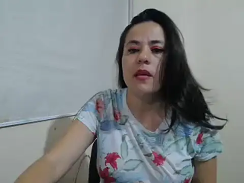 Snapshot of KAROLCANDY chatting on 01/02/25, 11:27 KAROLCANDY online show from 01/02/25, 11:27