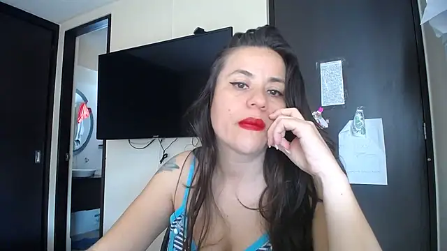 Snapshot of KAROLCANDY chatting on 11/21/25, 03:33 KAROLCANDY online show from 11/21/25, 03:33