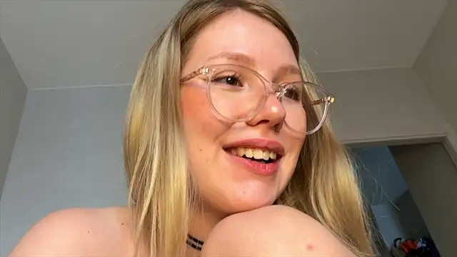 HoneyAudrey online show from 01/09/25, 03:26