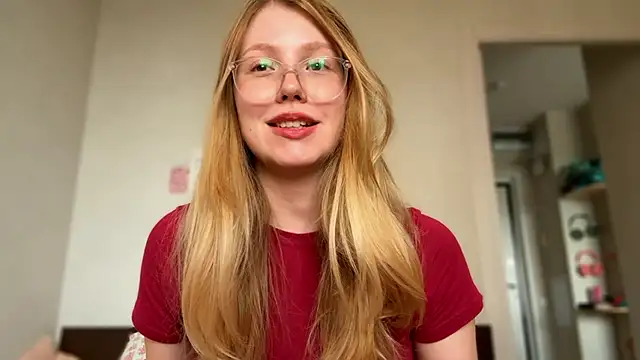 HoneyAudrey online show from 06/12/26, 02:21