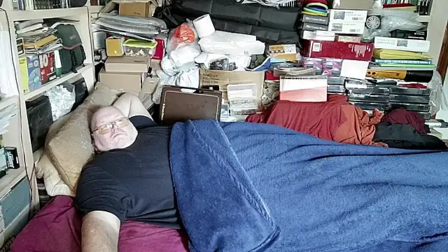 hadeszeuss2 online show from 01/22/25, 02:35