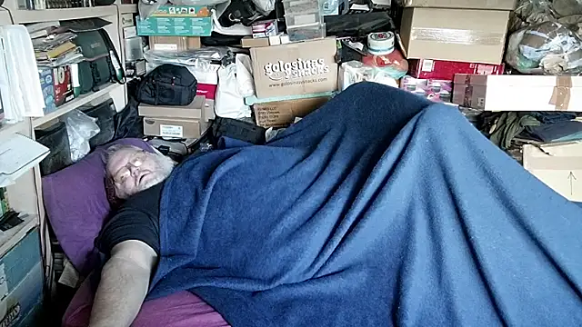 hadeszeuss2 online show from 12/22/25, 03:20