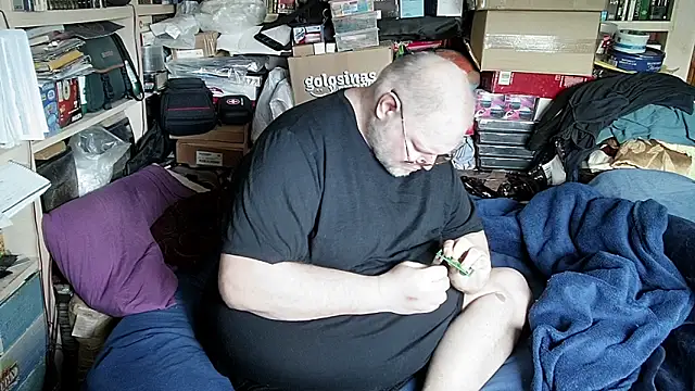 hadeszeuss2 online show from 02/16/26, 02:35