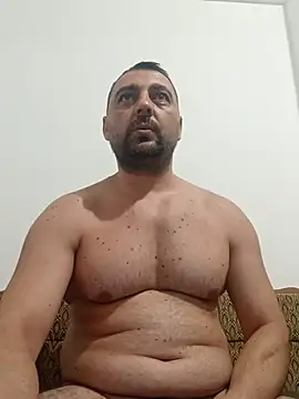Snapshot of Mirkoxxx@xh chatting on 07/23/26, 07:56 Mirkoxxxxh online show from 07/23/26, 07:56