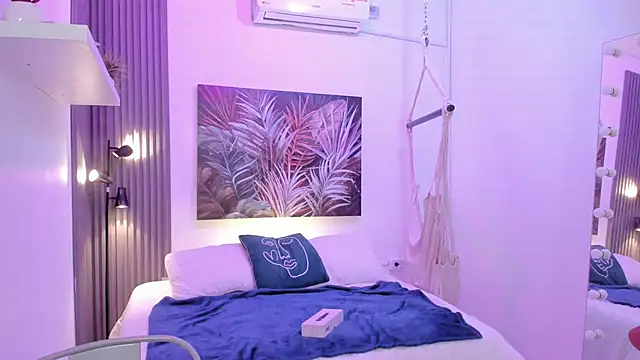 emma alice  online show from 10/25/25, 12:13