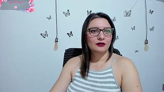 Snapshot of Amie_Adams82_ chatting on 01/16/26, 01:37 Amie Adams82 online show from 01/16/26, 01:37