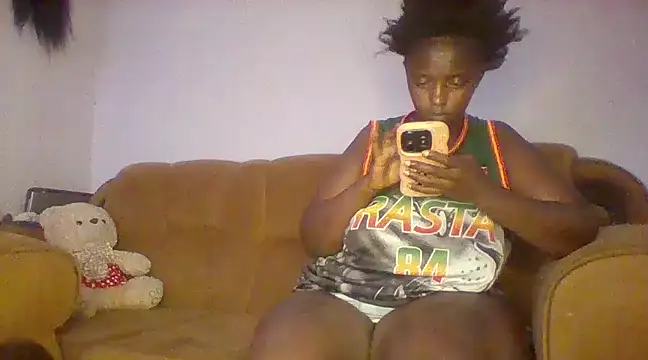 Snapshot of Nish_Darling_ chatting on 01/11/25, 12:18 Nish Darling online show from 01/11/25, 12:18