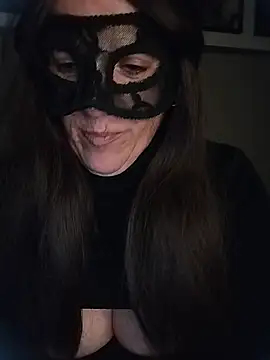 Snapshot of 23Milly chatting on 01/13/25, 02:00 23Milly online show from 01/13/25, 02:00