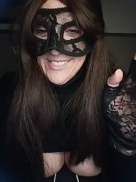 Snapshot of 23Milly chatting on 03/06/25, 07:43 23Milly online show from 03/06/25, 07:43