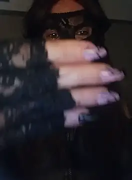 Snapshot of 23Milly chatting on 09/24/25, 07:33 23Milly online show from 09/24/25, 07:33