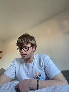 jungxSHxboy online show from 04/11/26, 06:40