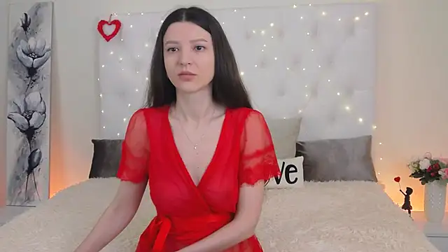 --Daniella- online show from 05/04/26, 04:30