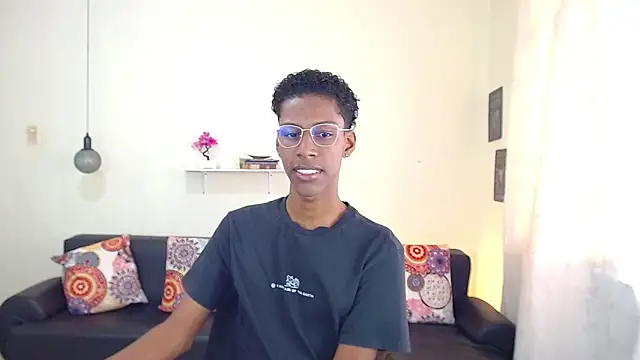 maiki18  online show from 01/17/25, 01:35