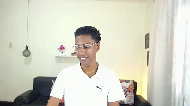 maiki18  online show from 02/03/25, 01:51