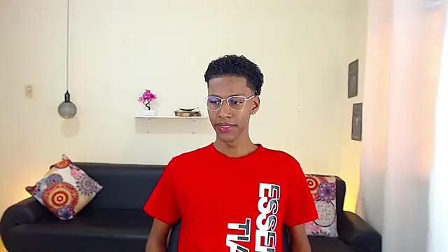 maiki18  online show from 02/10/25, 01:55