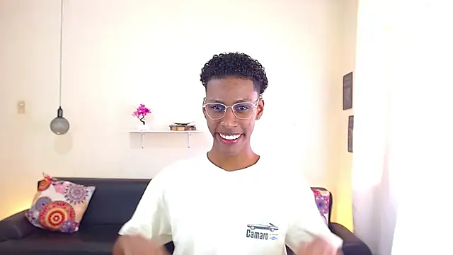 maiki18  online show from 02/26/25, 01:41