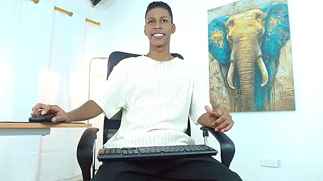 maiki18  online show from 09/09/25, 02:05