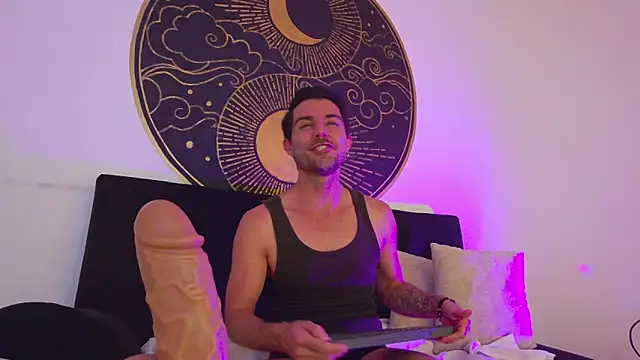 Snapshot of Adam_MillanFF chatting on 01/06/26, 10:34 Adam MillanFF online show from 01/06/26, 10:34