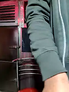 rayhan085 online show from 12/29/24, 06:05