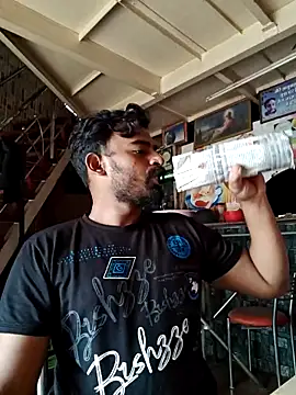 rayhan085 online show from 09/16/25, 08:26