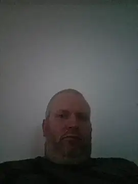 ShyBoy1982 online show from 05/03/26, 06:14