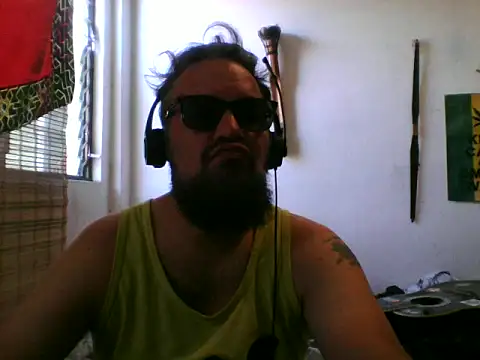 Snapshot of LECHEBALLS chatting on 04/03/26, 05:00 LECHEBALLS online show from 04/03/26, 05:00