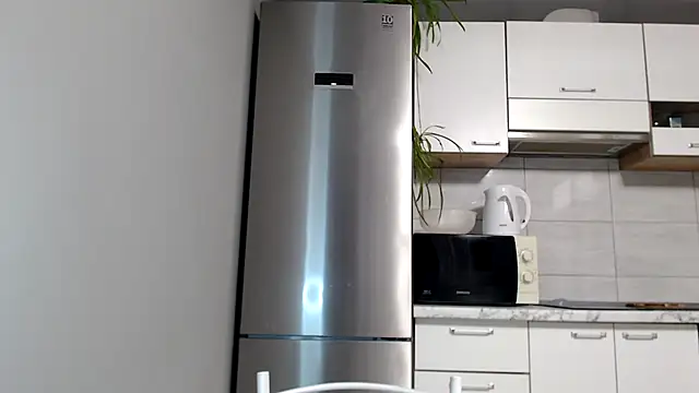 Snapshot of SierraSky_ chatting on 03/03/25, 06:12 SierraSky online show from 03/03/25, 06:12