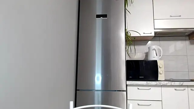 Snapshot of SierraSky_ chatting on 03/16/25, 06:12 SierraSky online show from 03/16/25, 06:12