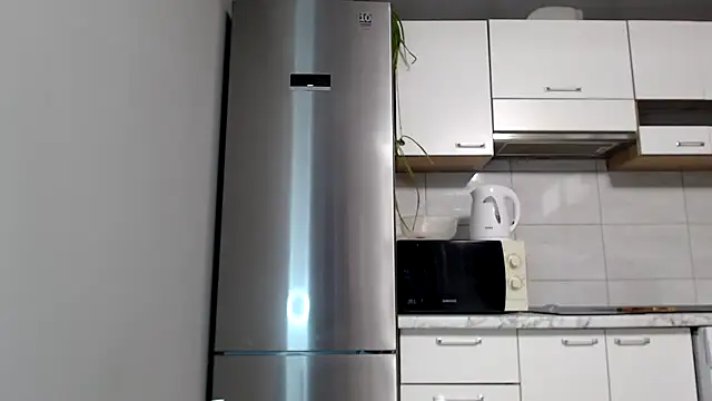 Snapshot of SierraSky_ chatting on 09/08/25, 05:12 SierraSky online show from 09/08/25, 05:12