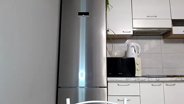 Snapshot of SierraSky_ chatting on 10/09/25, 05:11 SierraSky online show from 10/09/25, 05:11