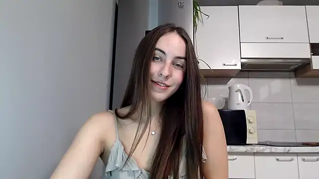 Snapshot of SierraSky_ chatting on 10/21/25, 05:13 SierraSky online show from 10/21/25, 05:13