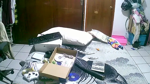 jperezofficial1 online show from 10/05/25, 04:11