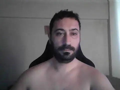 Snapshot of chakal22 chatting on 04/05/26, 12:46 chakal22 online show from 04/05/26, 12:46