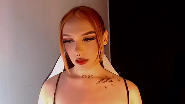 AdharaaMoon online show from 02/22/25, 07:56