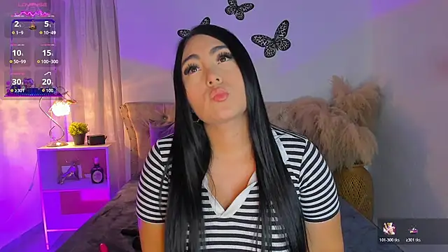 Sarahballiston  online show from 11/27/25, 12:24