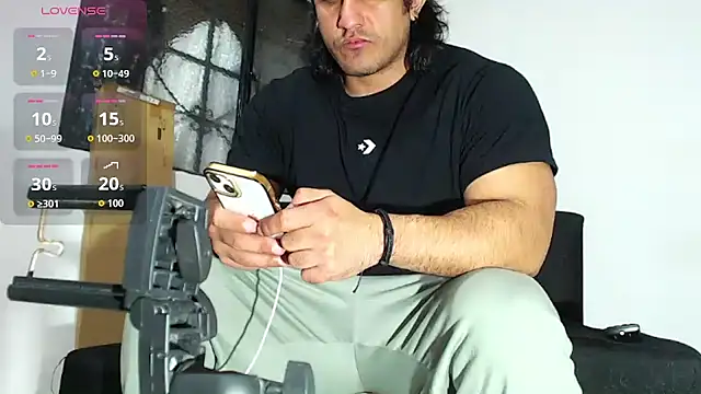 willian m777 online show from 11/25/25, 04:23