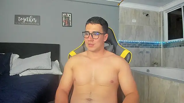 Snapshot of owengray2n chatting on 02/11/25, 02:46 owengray2n online show from 02/11/25, 02:46