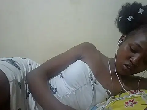 Snapshot of pretty_cool chatting on 01/18/25, 06:32 pretty cool online show from 01/18/25, 06:32