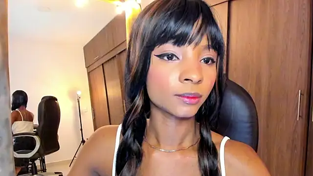 alikahouston4 online show from 02/25/25, 04:35