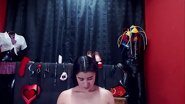 Hannamariana online show from 03/10/25, 07:42