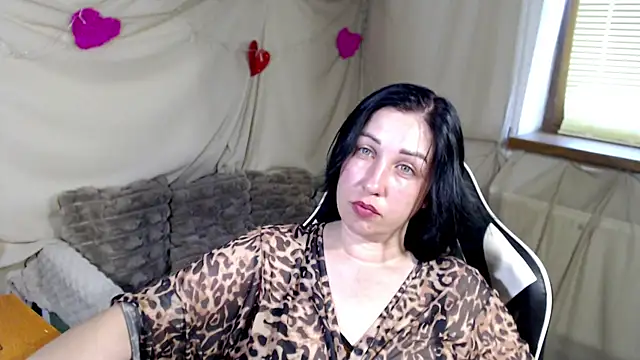 JillStevens online show from 06/12/26, 06:56