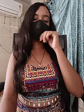 Parinaaz18 online show from 06/25/26, 07:46
