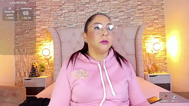 Gina Myers online show from 01/06/25, 01:08