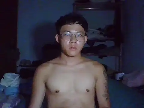 Snapshot of ZHIIz chatting on 10/09/25, 02:48 ZHIIz online show from 10/09/25, 02:48