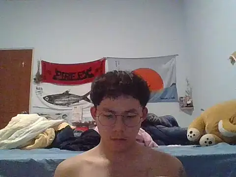 Snapshot of ZHIIz chatting on 03/06/26, 12:23 ZHIIz online show from 03/06/26, 12:23