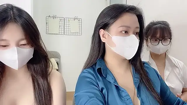 Snapshot of Bamboo_Swetie chatting on 12/20/25, 03:08 Bamboo Swetie online show from 12/20/25, 03:08