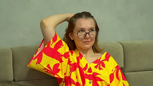 LessySmith online show from 11/16/25, 04:40