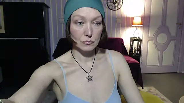 Snapshot of Marquise555 chatting on 02/02/25, 05:04 Marquise555 online show from 02/02/25, 05:04