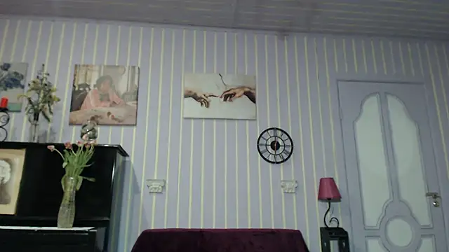 Snapshot of Marquise555 chatting on 03/13/25, 08:32 Marquise555 online show from 03/13/25, 08:32